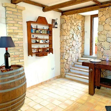 Antico Casale Del Poggio Gæstehus 3*