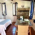 Antico Casale Del Poggio בית הארחה קאפוטרה