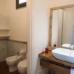 Antico Casale Del Poggio בית הארחה 4*