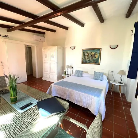 Guest house Antico Casale Del Poggio Capoterra