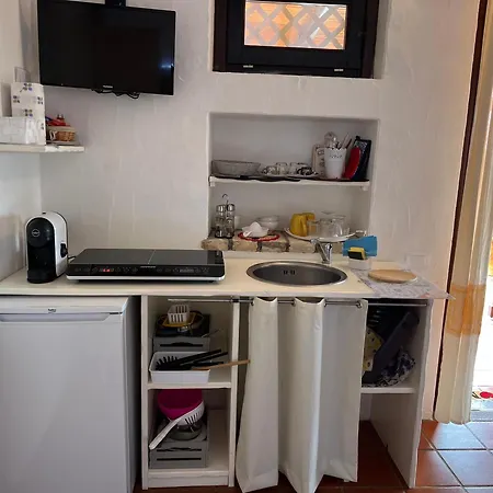 Antico Casale Del Poggio Guest house