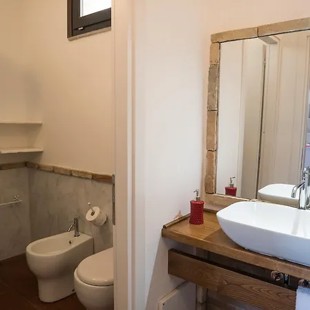 Antico Casale Del Poggio Guest house 3*