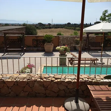 Penzion Antico Casale Del Poggio 4*