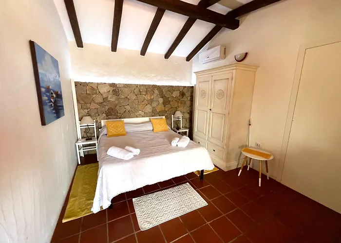 Antico Casale Del Poggio 3*