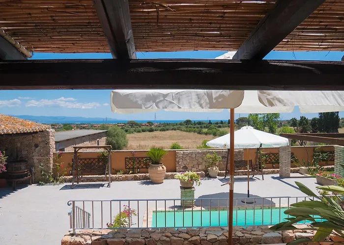 Antico Casale Del Poggio Guest house 3*