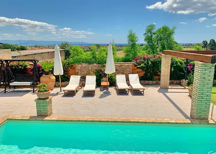 Antico Casale Del Poggio Guest house 3*